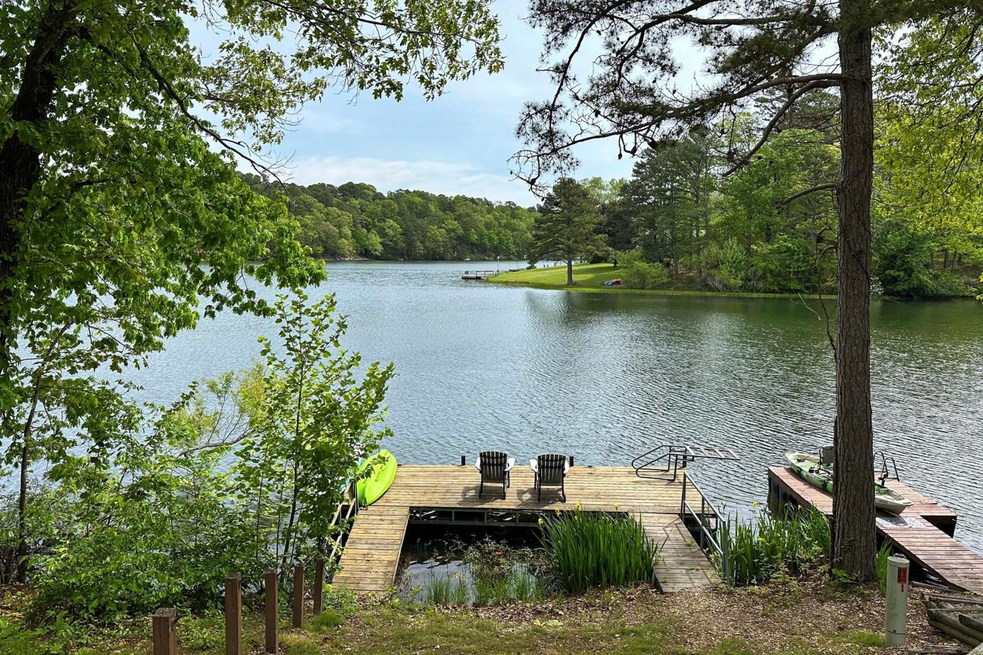 Renovated Lakefront Escape With Private Dock And Deck! Bella Vista Exterior photo
